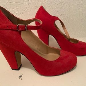 Red Mary Janes - size 6 - WOW!!!